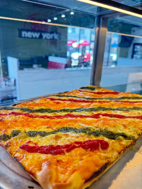900 New York Pizza (The Grove)