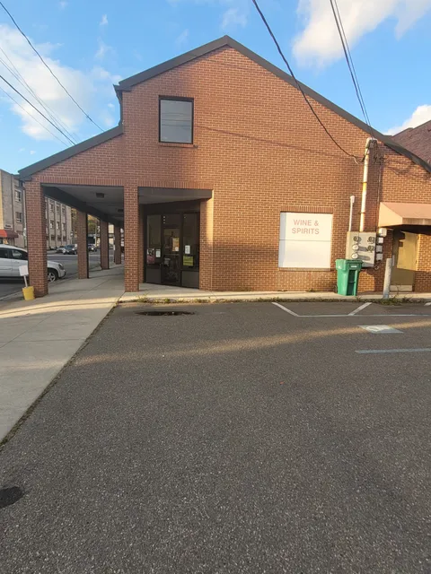 FINE WINE & GOOD SPIRITS