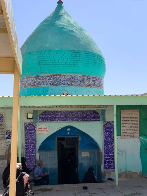 مقام الامام المهدي المنتظر عجل الله فرجه الشريف