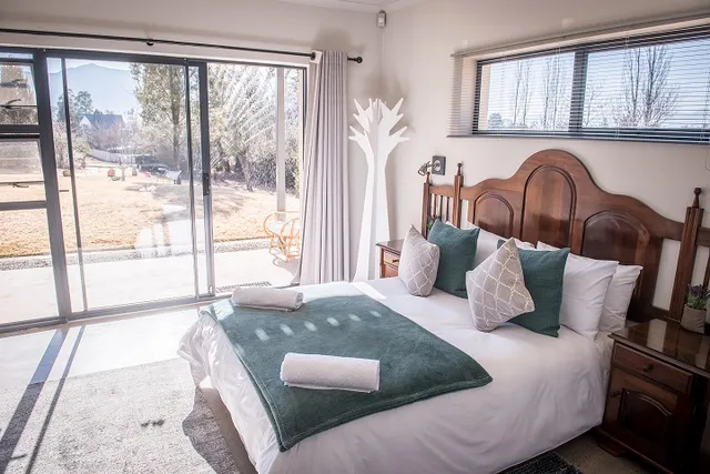 Rhino Retreat Clarens