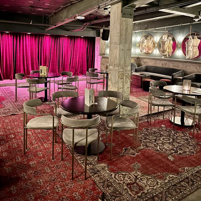 Double Dealer Bar New Orleans