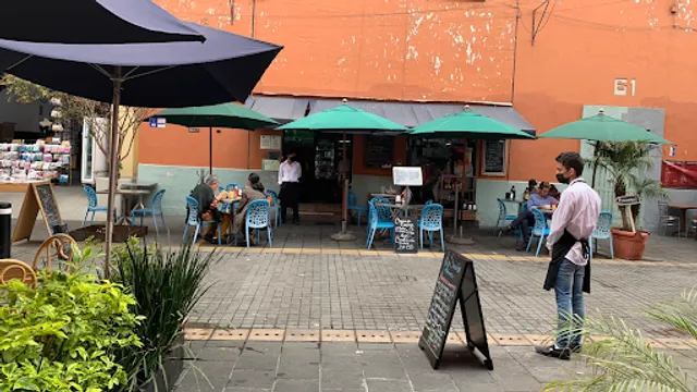 La Sirenita Mariscos