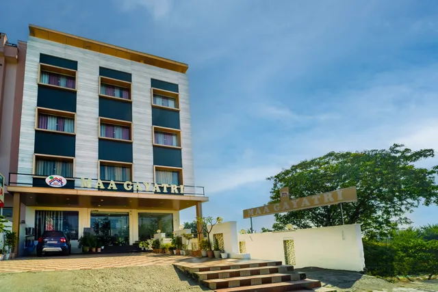 HOTEL MAA GAYATRI INDIA - Best Hotel in Katra, Best Hotel near Railway Station Katra, Hotel near Helipad in Katra.