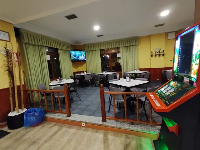 Cafetería Polígono 10