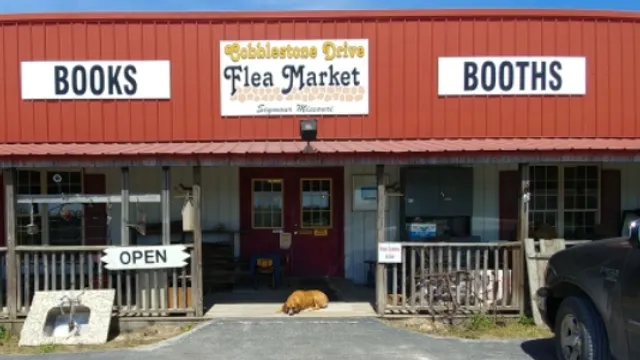 Cobblestone Flea Market