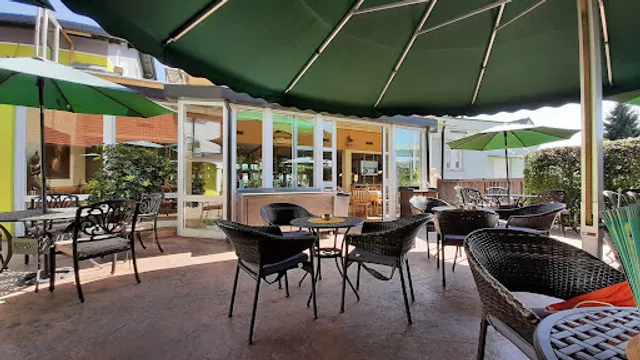 Cafe Bäckerei Konditorei Kundlatsch GmbH & Co KG