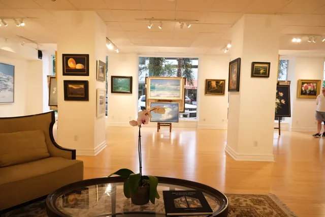 Palm Avenue Fine Art LLC