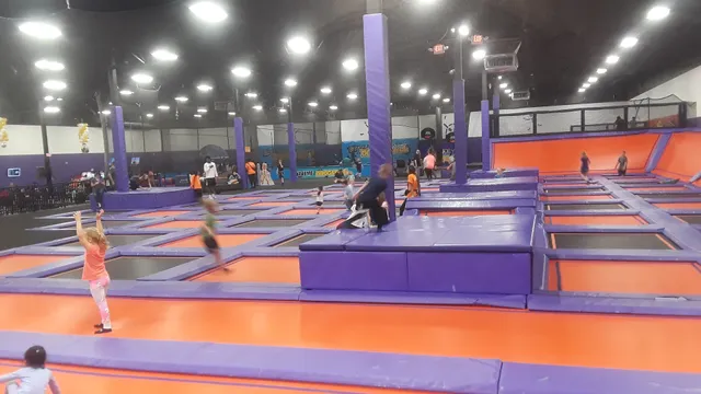 Altitude Trampoline Park Spring-Klein