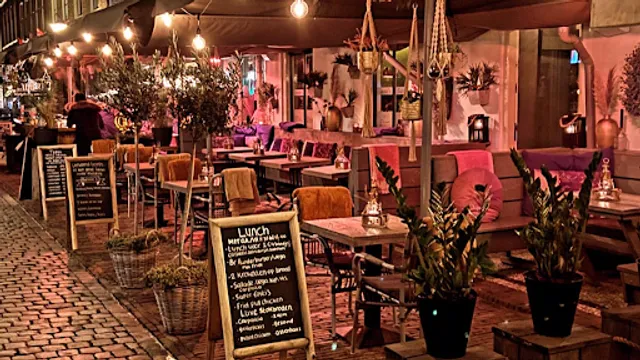 Bier & Spijscafé Bassie's