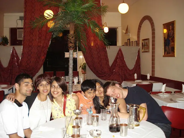 Khusboo Indian Restaurant & Takeaway