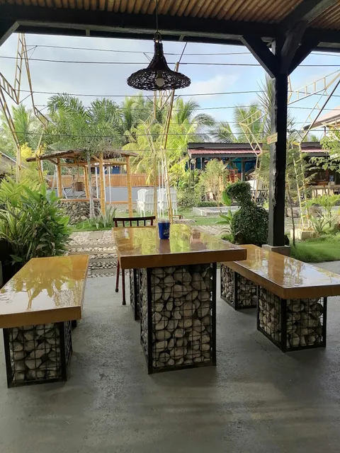 Maison de Clarke Grill and Resto Bar