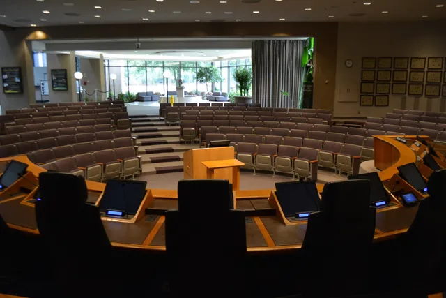 City of Irving, City Hall