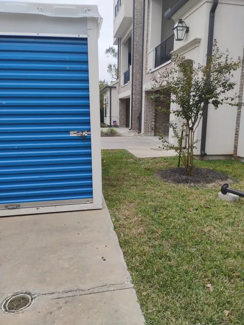 Waterfalls Park Apartments