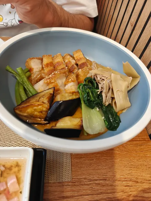 KAIN @ EAT Filipine Cuisine