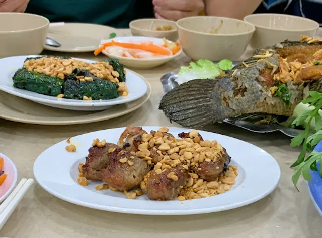 Nhà Hàng Hoàng Ty