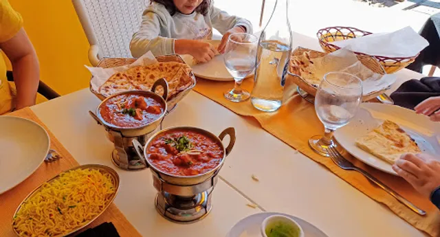 HINDUSTANI Indian Tandoori Restaurant
