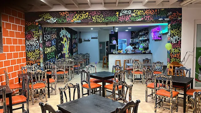 Restaurante Electrocantina Cataplasma cocktail & Tapas