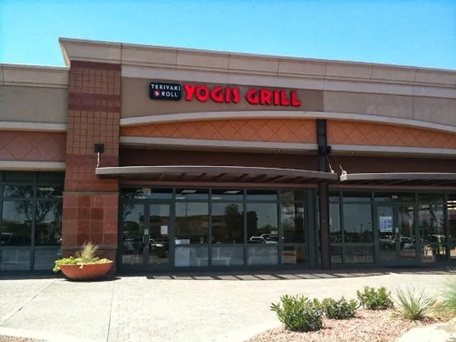 Yogis Grill - Avondale