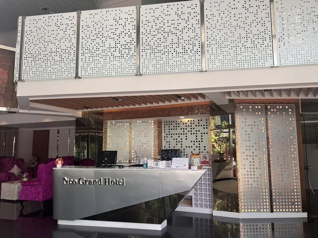 Neo Grand Hotel
