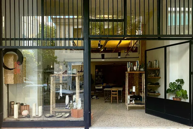 'Akron 'Aoton ceramics - Pottery studio