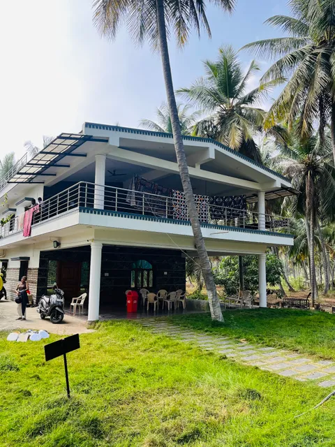 Raj Farms-A Luxury Villa