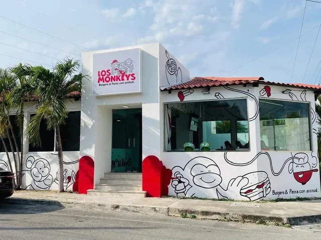 Los Monkeys Burgers & Pasta