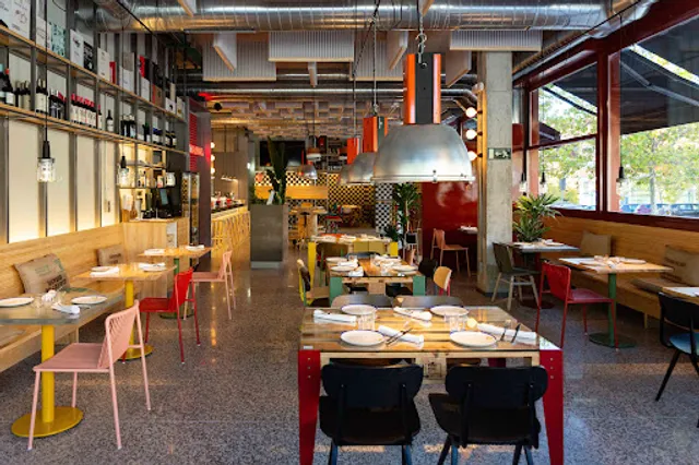 Cachivache l Restaurante Montecarmelo