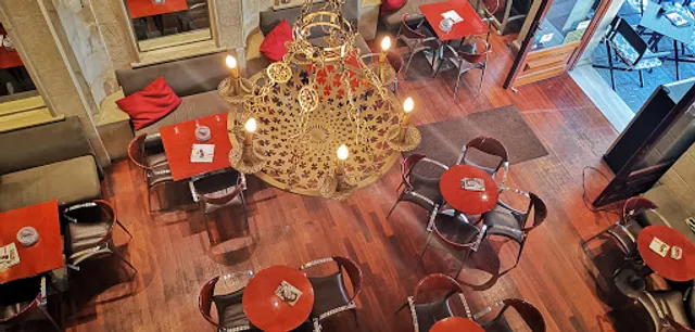 Enetiko Cafe & Restaurant