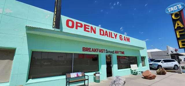 Tag's Cafe