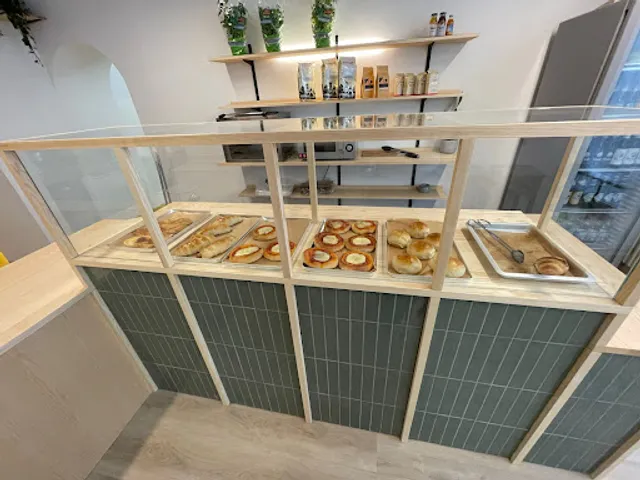 Mignon Sicilian Bakery