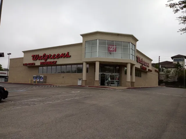 Braes Link Shopping Center