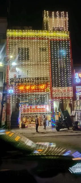 OYO 29536 Hotel Sr Inn