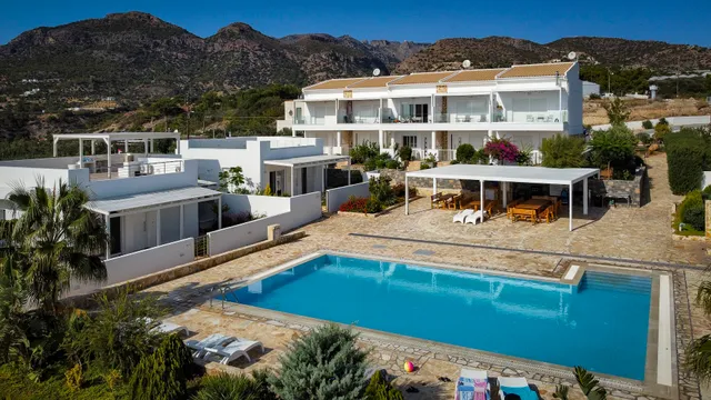 Cretan Blue Villas - Luxurious Properties