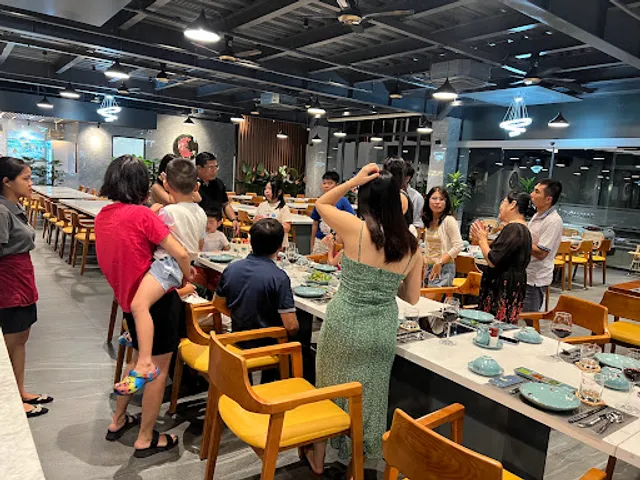Nhà Hàng San Hô Đỏ Hồ Tràm