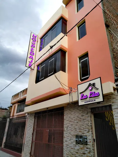 Hospedaje "Las Lilas"