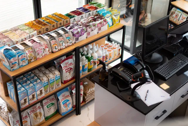 The Hungry Paws PH - La Loma, QC Branch