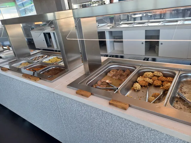 Панорамное кафе и ресторан на горе Айкуайвенчорр «Плато»