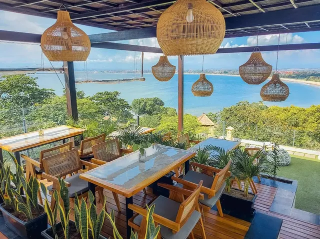 Del Cielo Rooftop Cafe