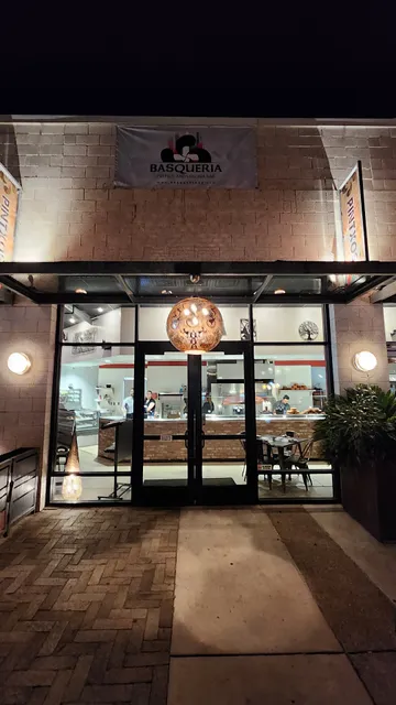 Basquería Tapas y Sangria