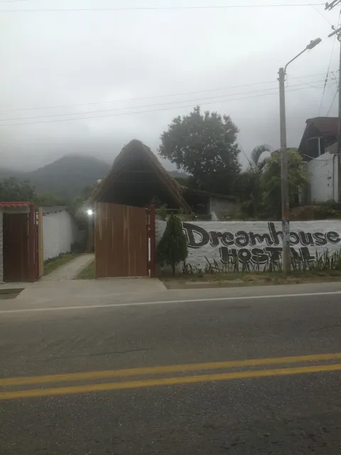 Hostal dream house