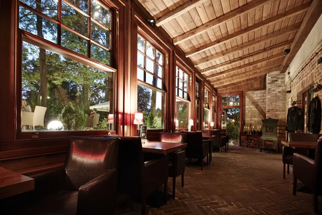 "Kawiarnia Pod Wieżą" Kompleks Sztygarka