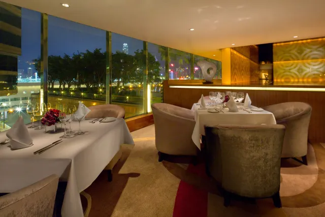 Pierside Bar & Restaurant