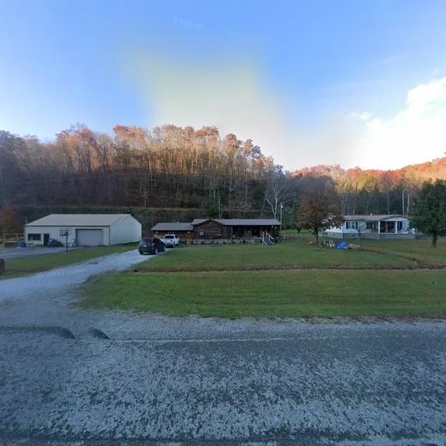 Grubb's Ceramics & Gifts