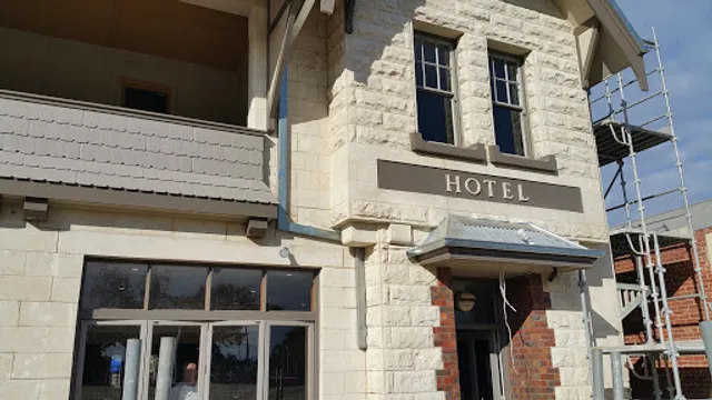 Yarragon Hotel
