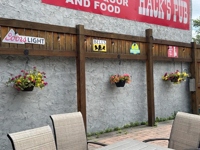 Hack's Pub