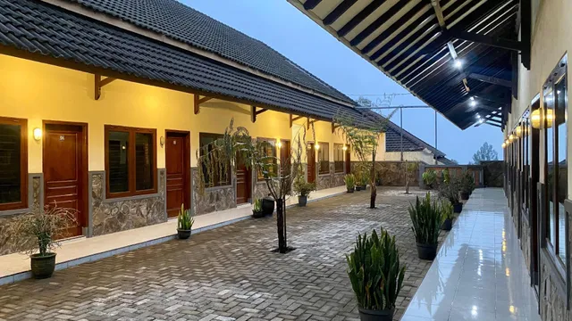 Bawangan Hotel Express