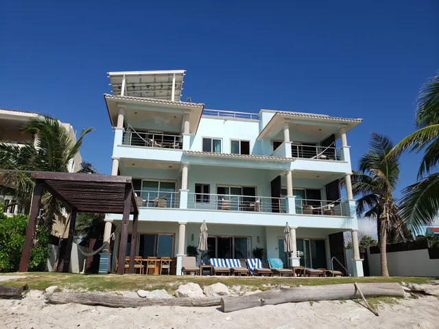 Casa Fortuna, Luxury Beachfront Villa, Akumal.