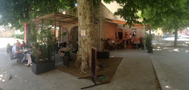 Les Vignes de San Fariou | Restaurant St-Cezaire