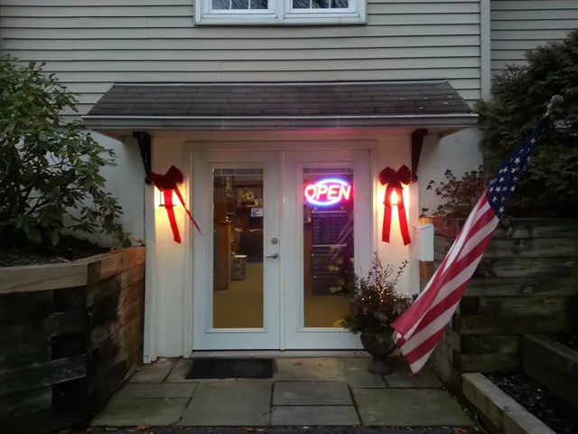 Advanced Micro Computers