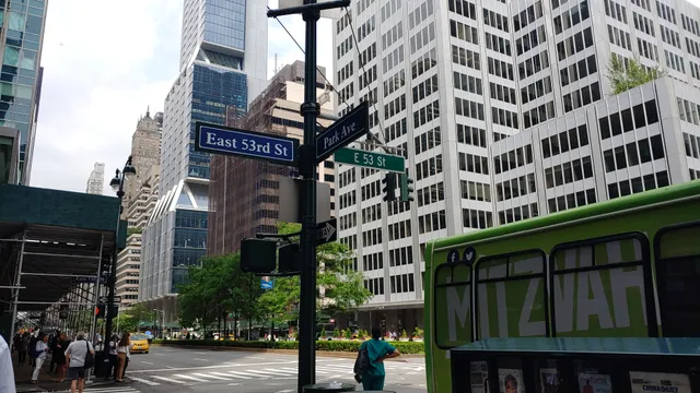 Mitzvah Tank - Park Avenue